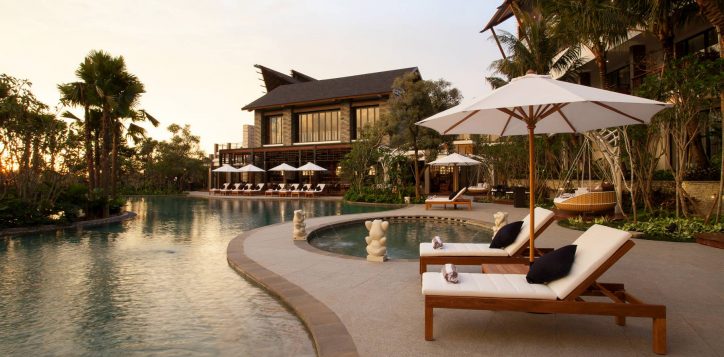 pool-day-1_4400x2400-2