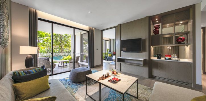 pool-access-pullman-ciawi-2-2
