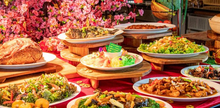 ring-in-the-lunar-new-year-2025-at-pullman-ciawi-vimala-hills-a-delightful-festive-buffet-and-exciting-prizes-for-family-and-friends