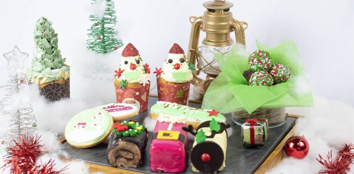 festive-cake-selections-min-2