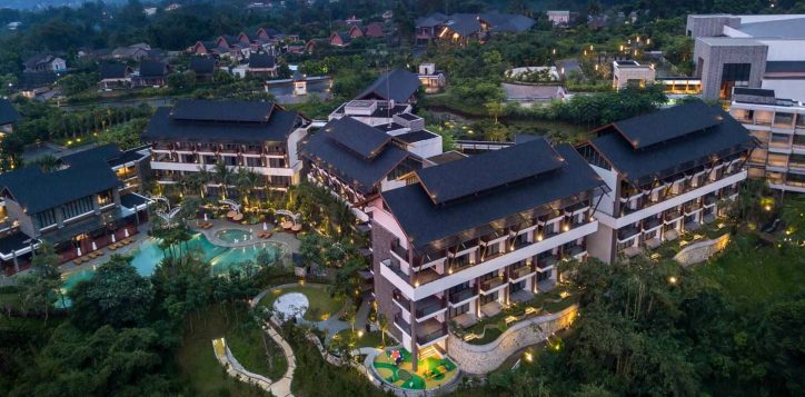 pullman-ciawi-resort-2