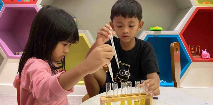 two-child-little-scientist-2