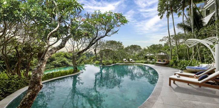 infinity-pool-1_1-2