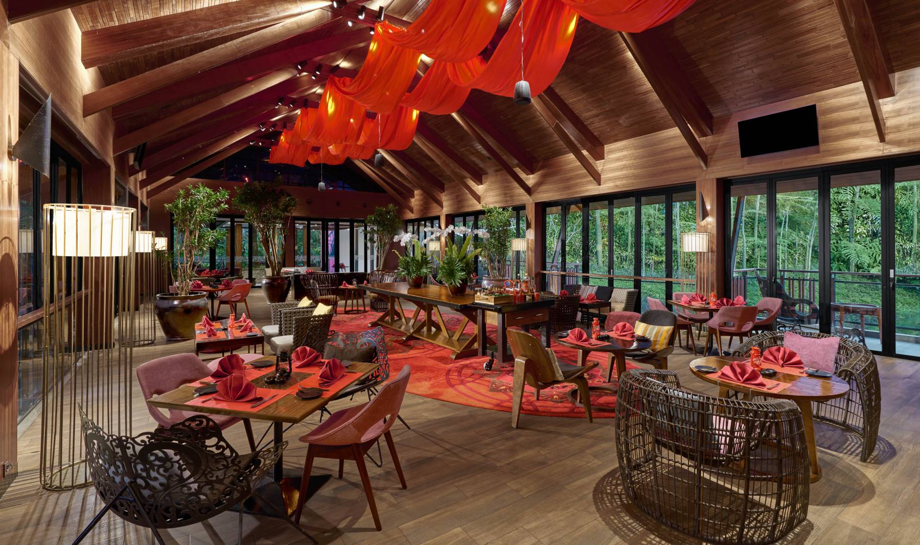 mad cow vimala hills restaurant in bogor