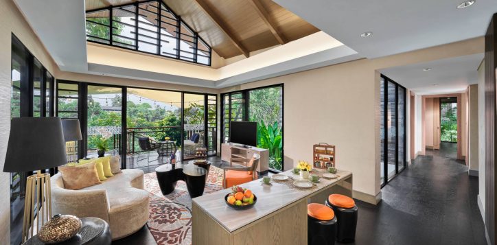 bangkirai-villa-living-room-3-2