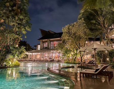 sambutan-hangat-untuk-liburan-yang-lebih-berkelas-nikmati-heated-family-pool-di-pullman-ciawi-vimala-hills