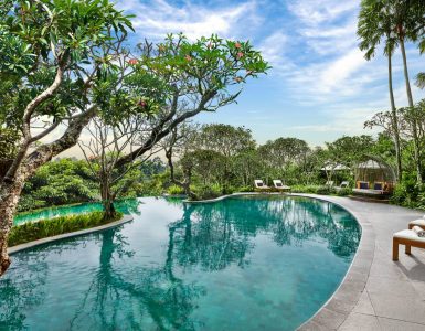 pullman-ciawi-dan-seni-melambatkan-langkah-untuk-hari-ibu